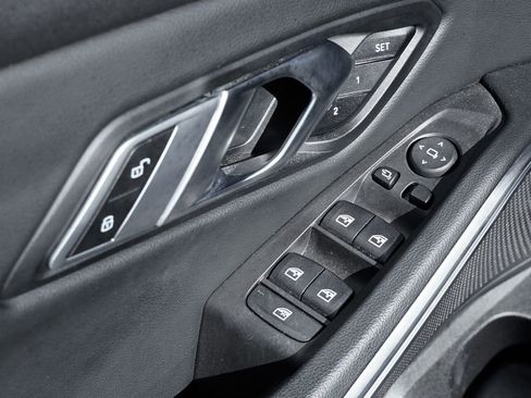 Used 2023 BMW M340i w/ Shadowloine Package image 17