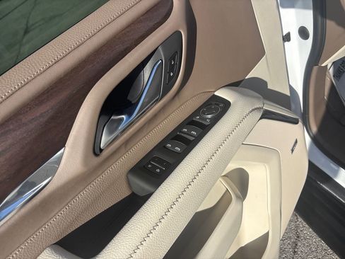 Used 2022 GMC Yukon Denali image 16