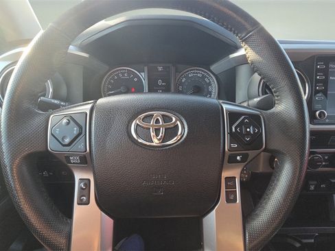 Used 2021 Toyota Tacoma SR5 image 11