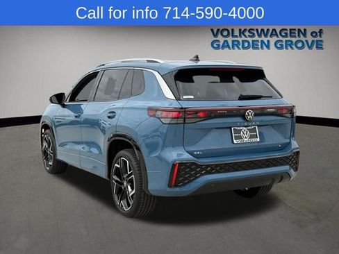 Used 2025 Volkswagen Tiguan SEL R-Line AWD/4WD image 5