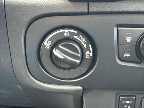 New 2026 Nissan Frontier PRO-4X w/ Pro Premium Package AWD/4WD image 36