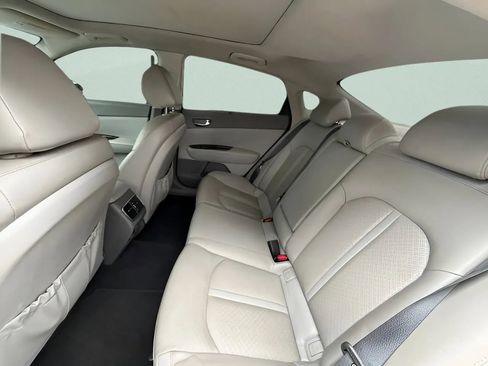 Used 2016 Kia Optima EX w/ Premium Package image 17