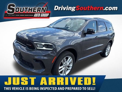 Used 2024 Dodge Durango GT AWD/4WD image 1