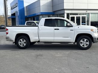 Used 2015 Toyota Tundra SR5 video 2