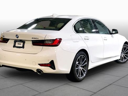 Used 2022 BMW 330i xDrive Sedan w/ Premium Package AWD/4WD image 13