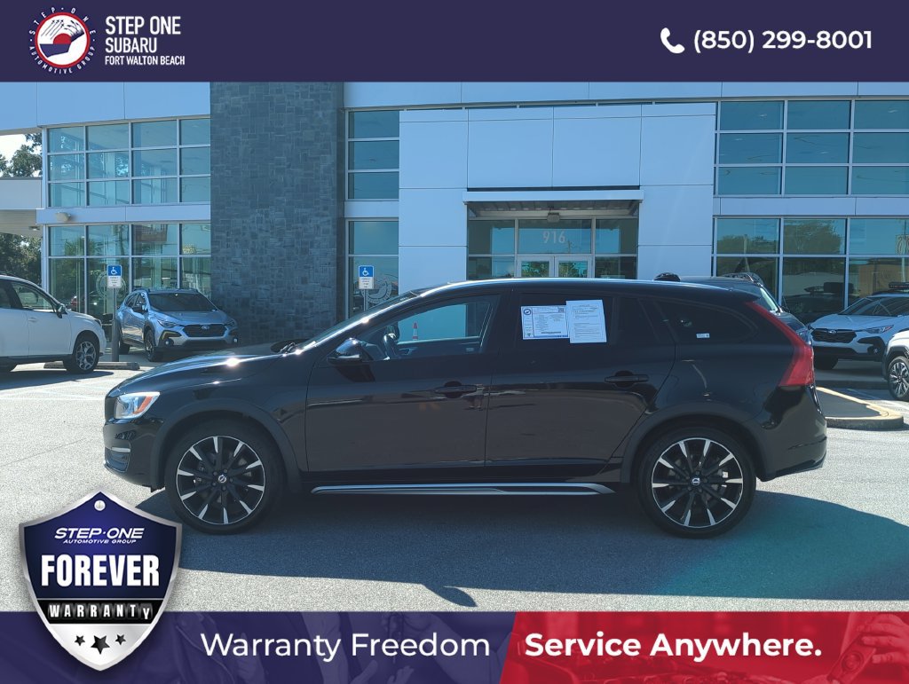 Used 2018 Volvo V60 T5 Cross Country w/ Convenience Package AWD/4WD image 4