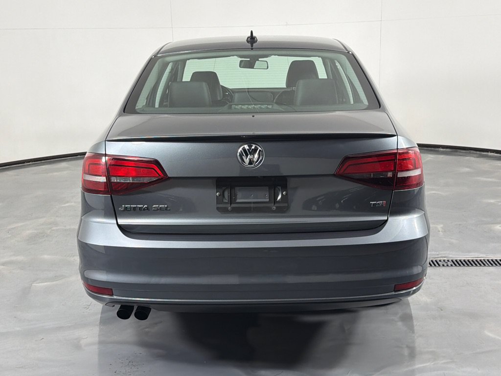 Used 2016 Volkswagen Jetta SEL w/ Lighting Package FWD image 6