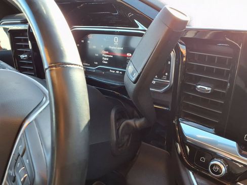 Used 2025 GMC Sierra 1500 SLT RWD image 18