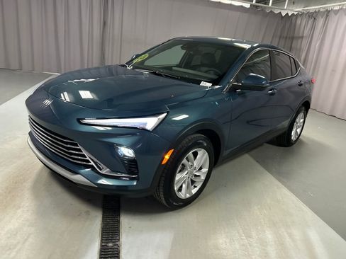 New 2026 Buick Envista Preferred w/ Convenience I Package FWD image 3