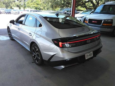 Used 2024 Hyundai Sonata SEL FWD image 3