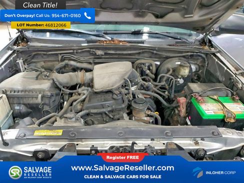 Used 2014 Toyota Tacoma 4x4 Access Cab image 15