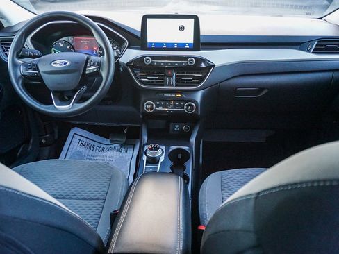 Used 2021 Ford Escape SE image 19