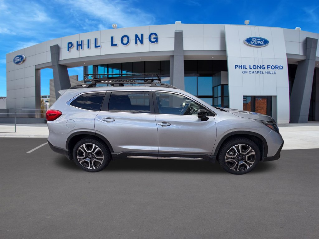 Used 2026 Subaru Ascent Limited w/ Popular Package #1 AWD/4WD image 8