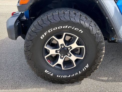 Used 2021 Jeep Wrangler Unlimited Rubicon AWD/4WD image 8