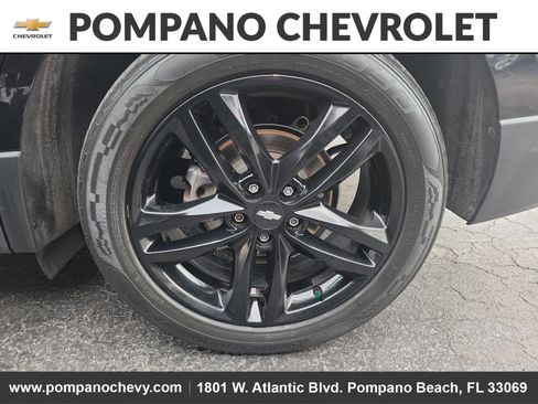 Used 2021 Chevrolet Equinox LT image 4