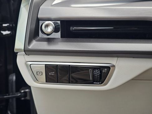 Certified 2026 Cadillac Vistiq Sport AWD/4WD image 26