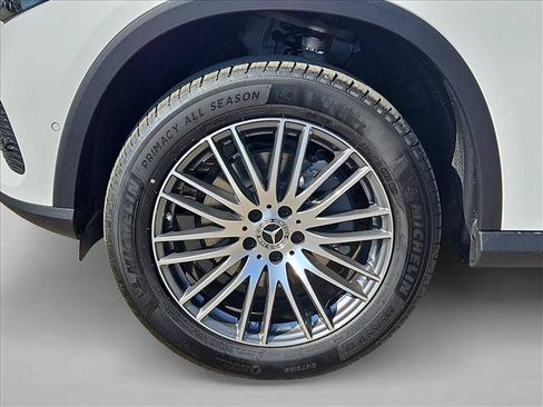 Certified 2026 Mercedes-Benz GLC 300 image 10