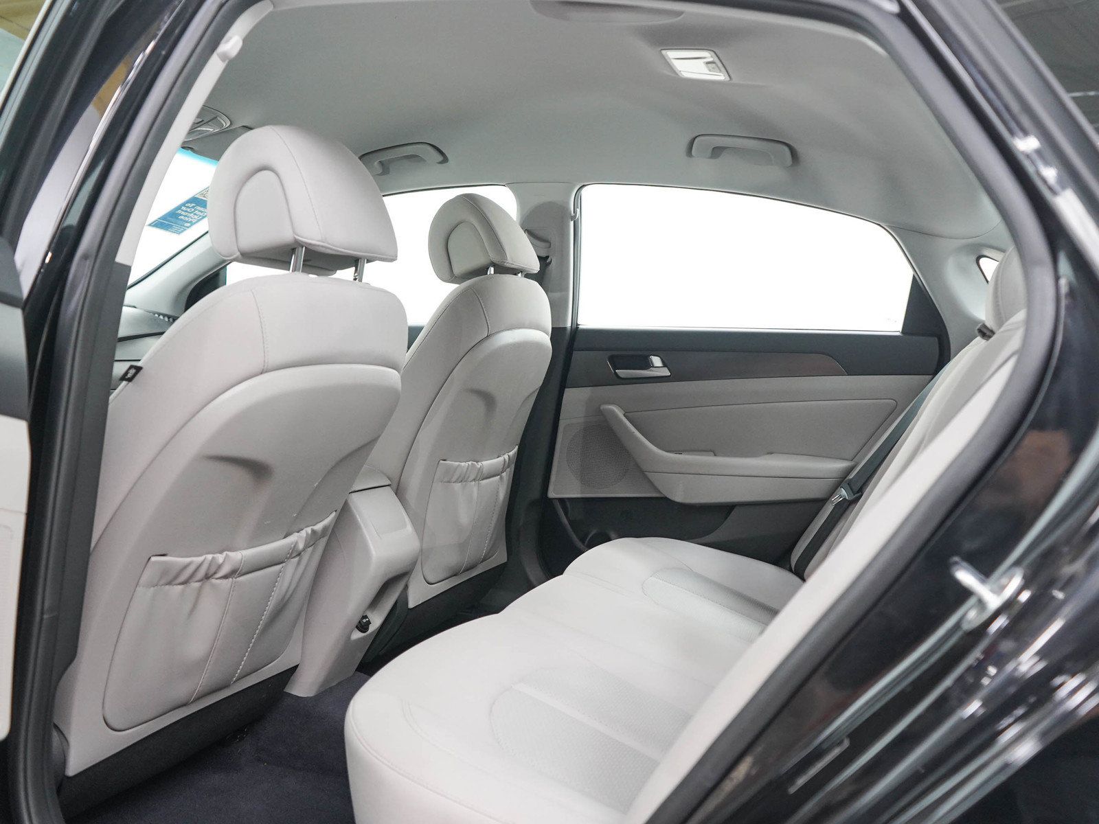 Used 2017 Hyundai Sonata Sport FWD image 16