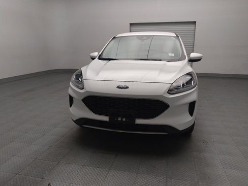 Used 2020 Ford Escape SE FWD image 15