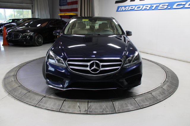 Used 2014 Mercedes-Benz E 350 Sedan image 3