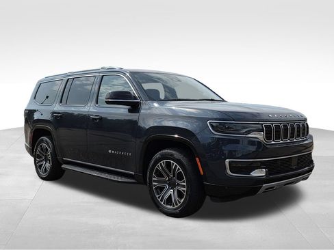 Used 2024 Jeep Wagoneer Series II AWD/4WD image 57