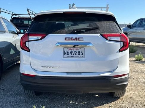 Used 2024 GMC Terrain SLE FWD image 5