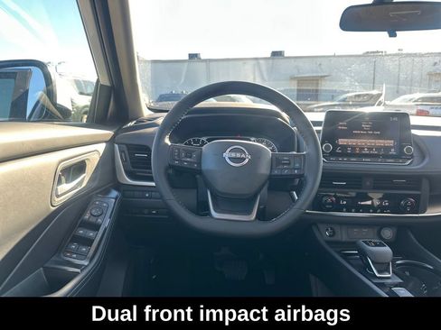 Used 2026 Nissan Rogue SV AWD/4WD image 31