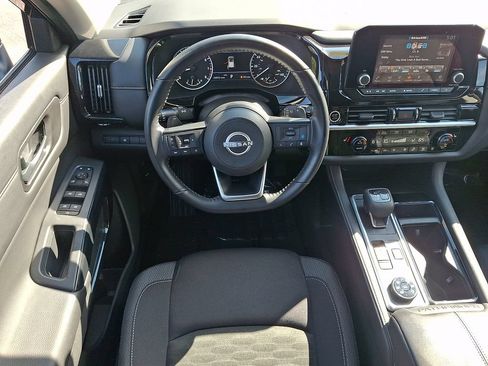 Certified 2024 Nissan Pathfinder SV AWD/4WD image 14