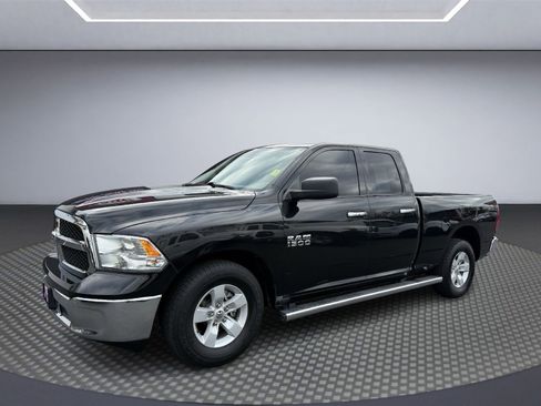 Used 2017 RAM 1500 Classic SLT RWD image 1