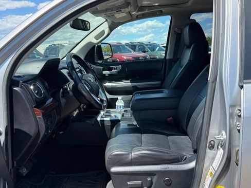 Used 2015 Toyota Tundra Limited w/ Limited Premium Package AWD/4WD image 18