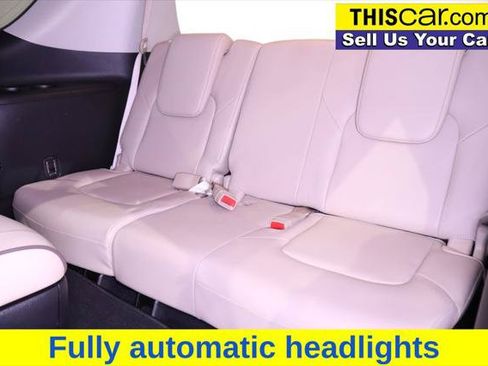 Used 2024 Nissan Armada Platinum w/ Captain's Chairs Package RWD image 28