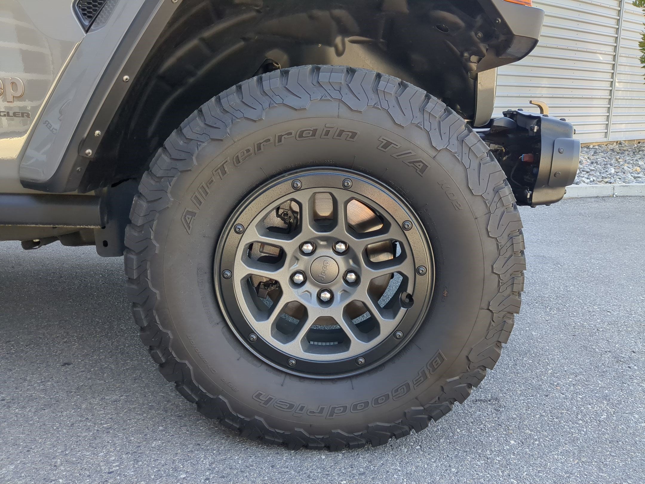 Used 2023 Jeep Wrangler Unlimited Rubicon 392 w/ Xtreme Recon 35" Tire Package AWD/4WD image 35