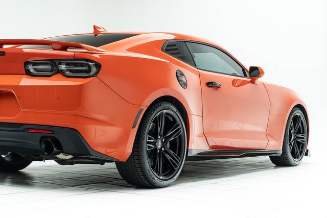 Used 2019 Chevrolet Camaro SS RWD image 13
