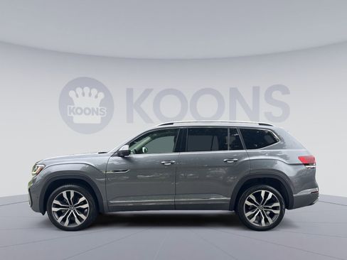 Used 2023 Volkswagen Atlas SEL Premium AWD/4WD image 2