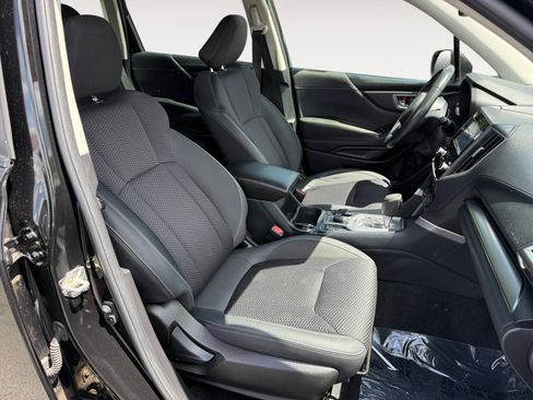 Used 2022 Subaru Forester Premium AWD/4WD image 19