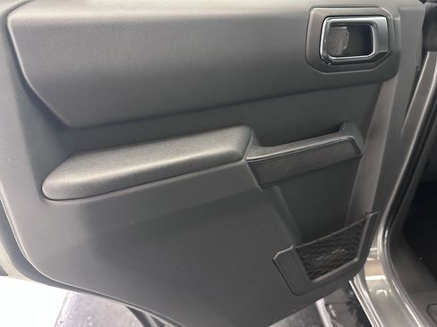 Used 2025 Ford Bronco 4-Door image 28