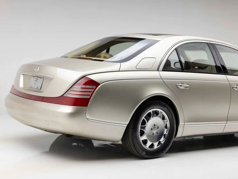 Used 2004 Maybach 57 RWD image 27