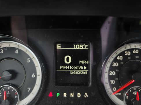 Used 2019 RAM 1500 Classic SLT AWD/4WD image 22