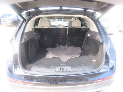Certified 2022 Lincoln Corsair FWD w/ Premium Package image 12
