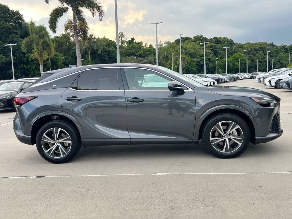 Certified 2025 Lexus RX 350 FWD w/ Technology Package image 8