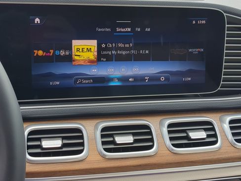 Used 2026 Mercedes-Benz GLE 450 4MATIC image 23