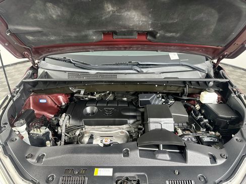 Used 2019 Toyota Highlander LE FWD image 33