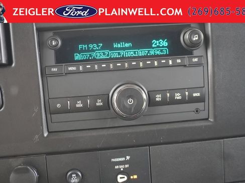 Used 2024 GMC Savana 2500 w/ Driver Convenience Package RWD image 15