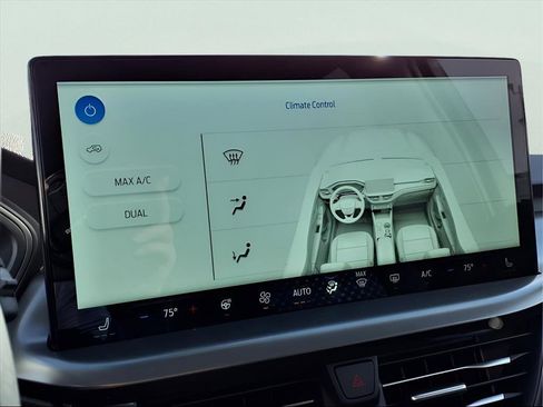 New 2025 Ford Escape Active w/ Active Premium Tech Pack image 9