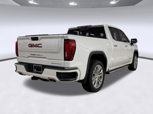Used 2022 GMC Sierra 1500 Denali w/ Denali Reserve Package AWD/4WD image 9