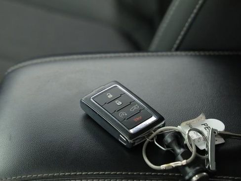 Used 2023 Jeep Grand Cherokee L Laredo image 33