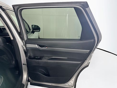 Used 2025 Hyundai Palisade SEL FWD image 31