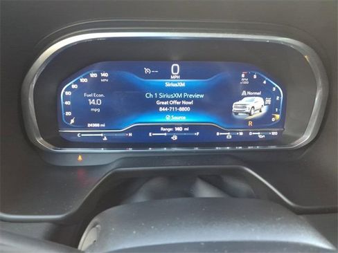 Used 2023 Chevrolet Suburban Z71 w/ Luxury Package image 29