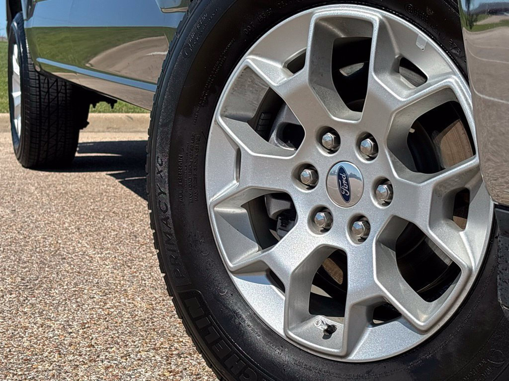 Used 2023 Ford F150 XLT AWD/4WD image 2