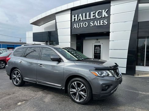 Used 2019 Nissan Pathfinder Platinum image 7